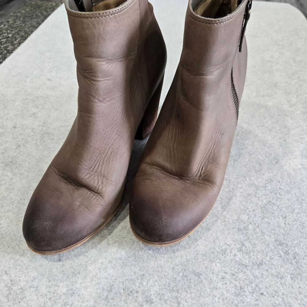🐢 BP Trolley Ankle Booties in Tan Size 8.5 Tan Leather - Picture 7 of 11